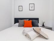 Calle Martínez de la Rosa, Málaga, Andalusia 29010