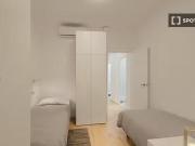 Cama en habitación compartida en piso de 3 habitaciones...