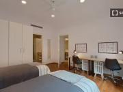 Cama en habitación compartida en piso de 5 habitaciones...