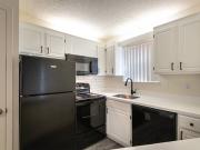 Cambridge Court 2 Bedroom, 2 Bath