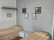Camera condivisa in appartamento con 3 camere da letto a...