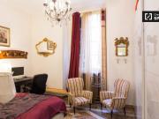 Camera doppia in appartamento con 3 camere da letto a...