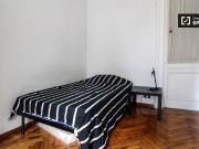 Camera esterna in appartamento con 6 camere da letto a...