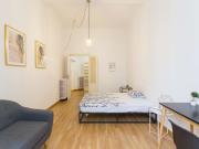 Camera in affitto in appartamento con 2 camere da letto...