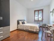 Camera in affitto in appartamento con 2 camere da letto...