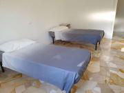 Camera in affitto in appartamento con 4 camere da letto...