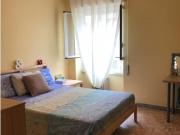 Camera in affitto in appartamento con 4 camere da letto...