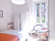 Camera in affitto in appartamento con 4 camere da letto...