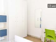 Stanza in appartamento condiviso in affitto a Trieste, Roma