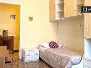 Stanza condivisa in affitto a Gallaratese, Milano