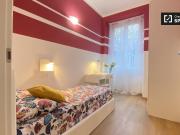 Camere e posti letto in affitto in appartamento con 10...