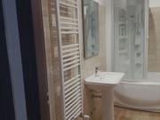 Camera in affitto per ragazza lavoratrice