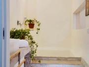 Camera in Alzaia Naviglio Pavese