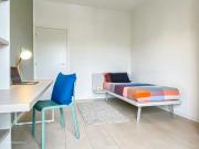 Camera in appartamento con 3 camere da letto, Maciachini... Camera in appartamento con 3 camere da letto, Maciachini...