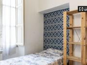 Camera in appartamento con 4 camere da letto a Salario, Roma