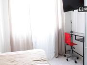 Camera in appartamento condiviso a Scalo Romana, Milano