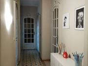 Camera in appartamento ristrutturato con 5 camere da letto