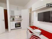 Camera in bilocale condiviso a Madonna Pellegrina