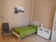 CAMERA IN ELEGANTE APPARTAMENTO ZONA EMERICO AMARI/POLITEAMA