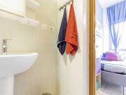 Camera in un appartamento condiviso con 3 camere da... Camera in un appartamento condiviso con 3 camere da...