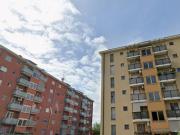 Camera in zona Bonola con balcone e giardino...