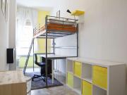 Stanza in appartamento condiviso con 8 camere da letto...