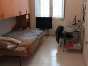 Camera per studentessa