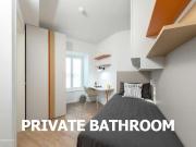 Camera Singola con Bagno Esclusivo e Aria Condizionata...