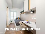 Camera Singola con Bagno Esclusivo e Aria Condizionata...