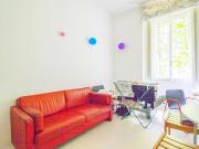 Camera singola in appartamento con 3 camere da letto a...