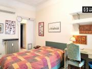 Camere in affitto in appartamento con 3 camere da letto...