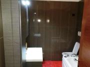 Camere in affitto in appartamento con 3 letti a Villa...