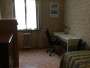 Camere per studentesse in appartamento adiacente il...