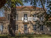 Campagne Bordelaise Propriété viticole de charme 450m²...