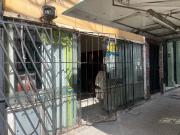 Campichuelo 300 y Av Avellaneda, Amplio Local de 120m2,...