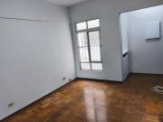 Campo Belo Apartamento espaçoso e com vista livre, à venda