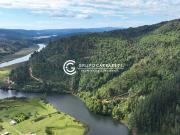 CAMPO CON ORILLA DE RIO A 20 KM DE VALDIVIA