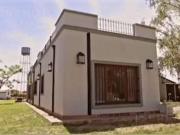Campo en Venta de 15 Ha. 3 casas, 2 piletas,...