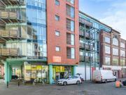 Canal Square, Birmingham City Centre, 1 Bedroom Flat