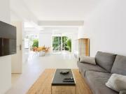 Cannes – Appartement de 55 m² entièrement rénové avec 46...