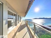 CANNES APPARTEMENT T3 RENOVE FRONT DE MER VUE MER...