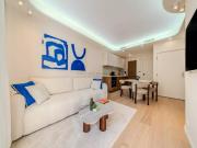 CANNES – BANANE | 2 PIÈCES RÉNOVÉ – DERNIER ÉTAGE AVEC...