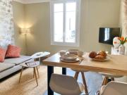 CANNES BANANE T2 RÉNOVÉ ET MEUBLÉ