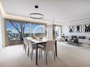 CANNES CALIFORNIE APPARTEMENT RENOVÉ VUE MER PANORAMIQUE