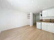 CANNES CENTRE STUDIO 25m2 TERRASSE RENOVE