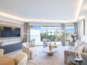 Cannes Croisette Appartement 4 pièces rénové avec vue...