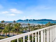 CANNES CROISETTE – Appartement d'architecte vue mer...