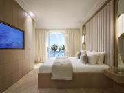 Cannes Croisette Palais Miramar Appartement 3 chambres....