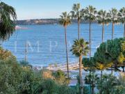 CANNES CROISETTE SPACIEUX APPARTEMENT VUE MER A LOUER