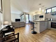 Cannes la plage à pied, 2 pieces avec grand jardin et...